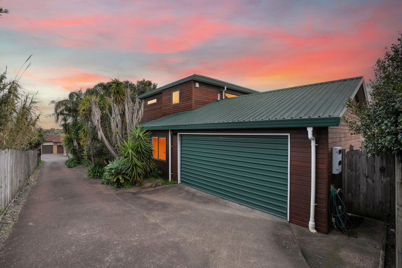 2/30 Roberts Road, Glenfield, Auckland - Carousel 2