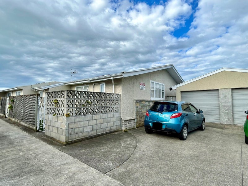 1/31 Trinity Crescent, Pirimai, Napier - Carousel 1