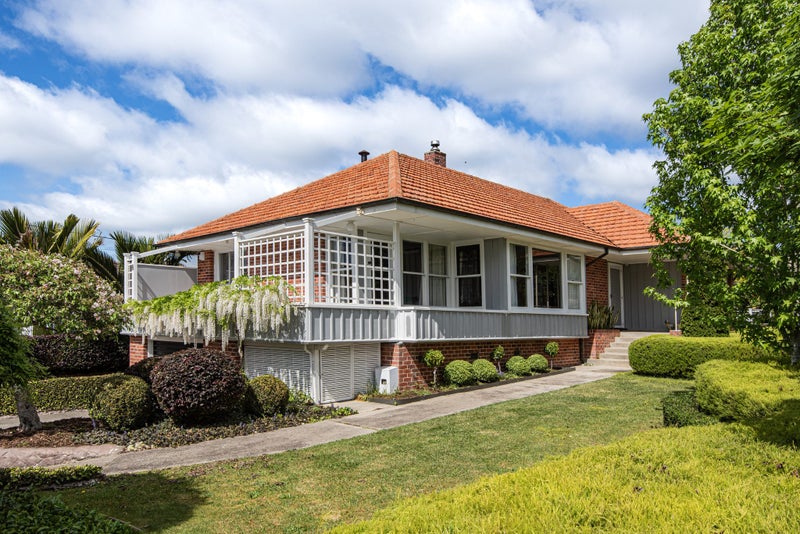 8 Lupton Avenue, Kensington, Whangarei - Carousel 1