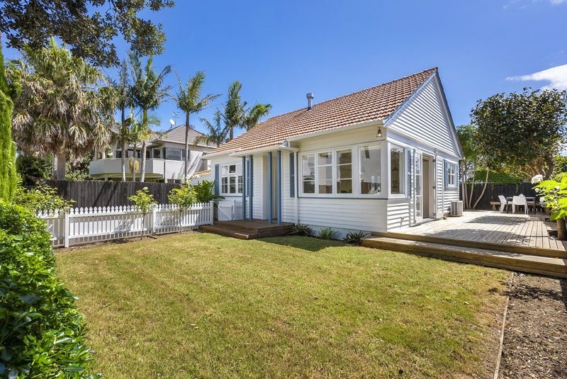 44A Te Arawa Street, Orakei, Auckland - Carousel 16