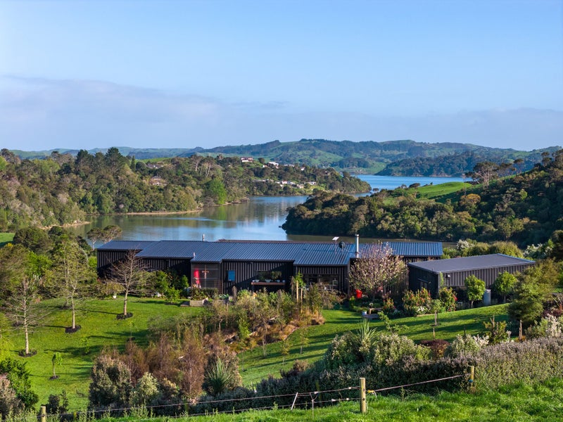 51B Bridle Creek Road, Raglan, Raglan - Carousel 1