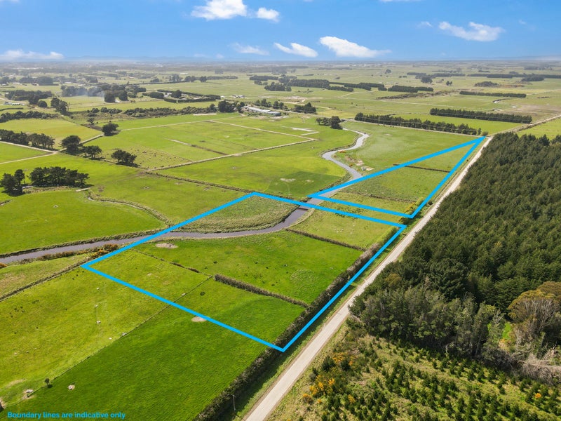 77 Bay View Road, Woodend, Invercargill - Carousel 1