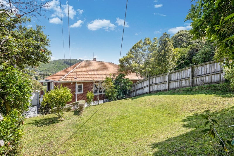 23 Sydenham Street, Northland, Wellington - Carousel 2