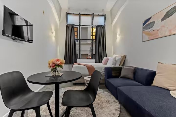 2F/11 Durham Street East, Auckland Central, Auckland - Carousel 1