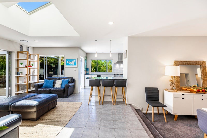 12 Orne Street, Torbay, Auckland - Carousel 2