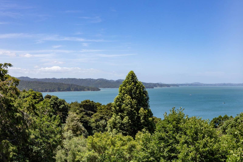 101 Cornwallis Road, Cornwallis, Auckland - Carousel 2