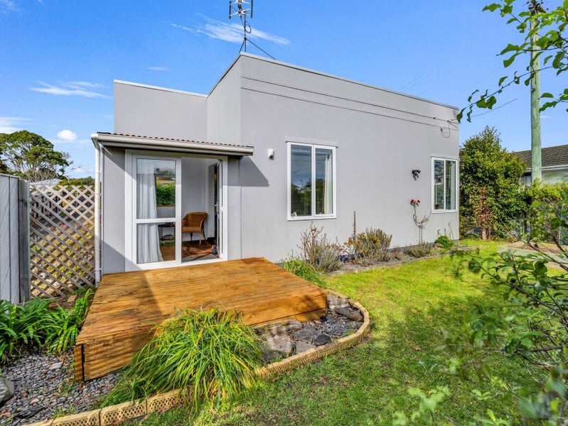 28A Talbot Street, Whanganui East, Whanganui - Carousel 1