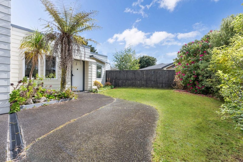 11 Fathom Place, Te Atatu Peninsula, Waitakere City, Auckland - Carousel 2