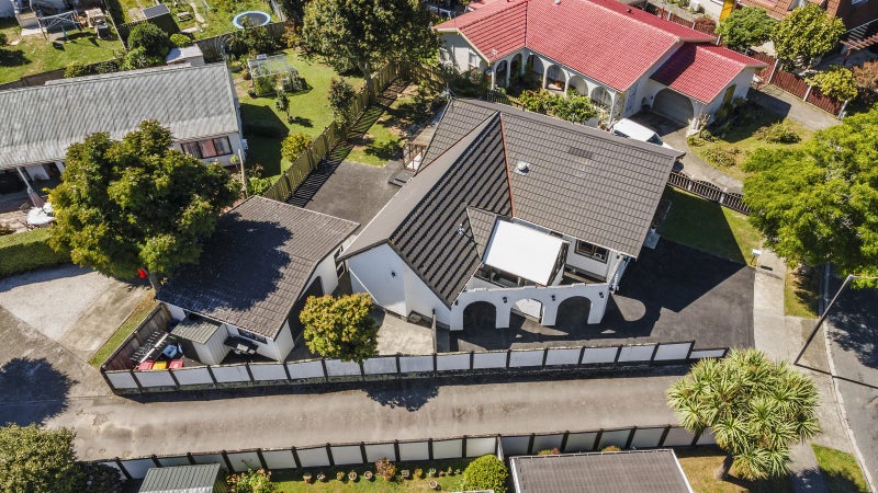 10 Mcenroe Grove, Naenae, Lower Hutt - Carousel 36