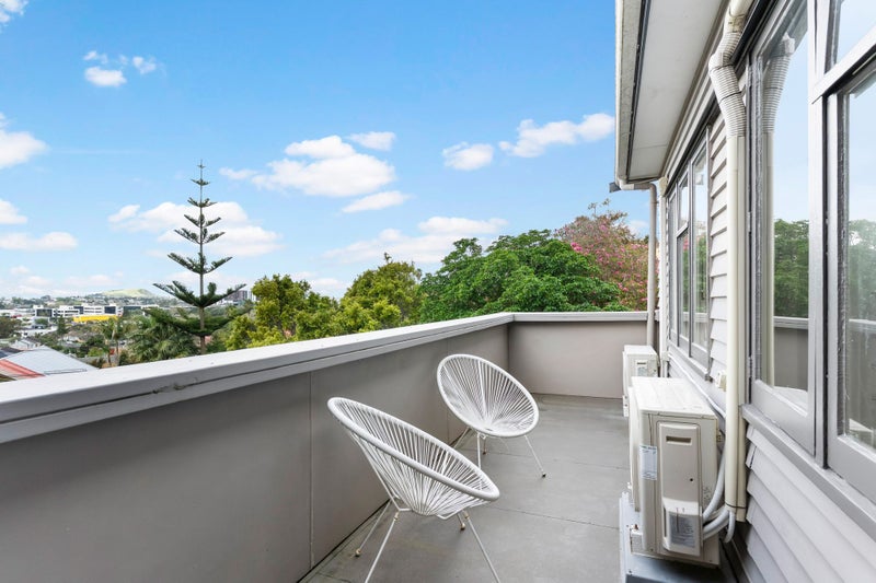 43 Konini Road, Greenlane, Auckland - Carousel 2