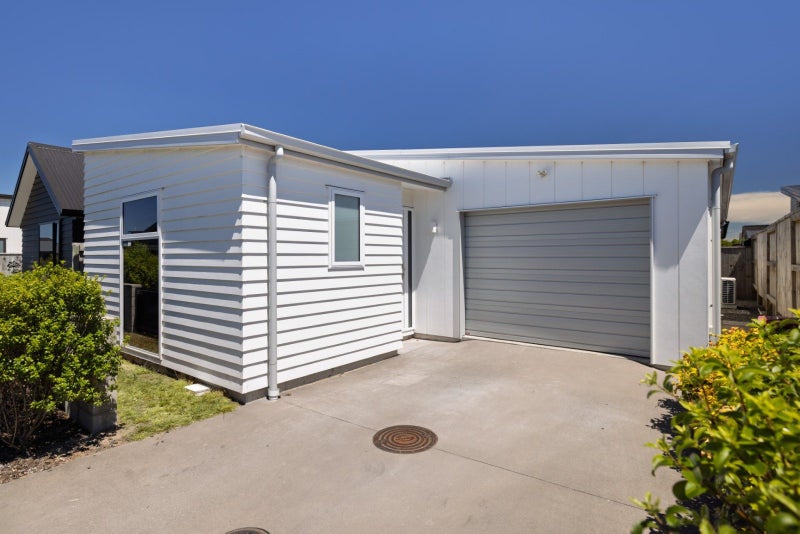 4 Harp Place, Papamoa, Papamoa - Carousel 1