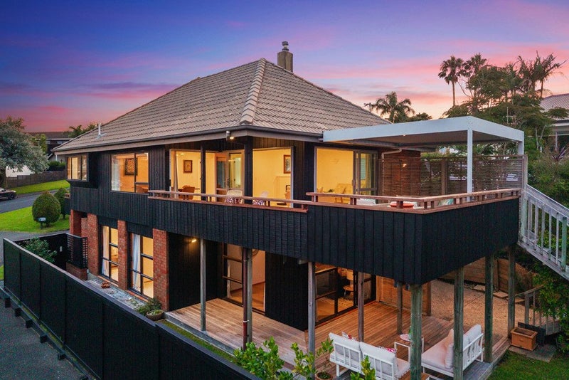 1/23 Park Rise, Campbells Bay, Auckland - Carousel 1