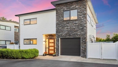 8/7 Wastney Road, Alfriston, Auckland - Carousel 1