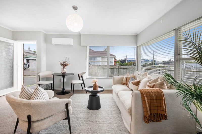 22 Shakespeare Road, Milford, North Shore City, Auckland - Carousel 1