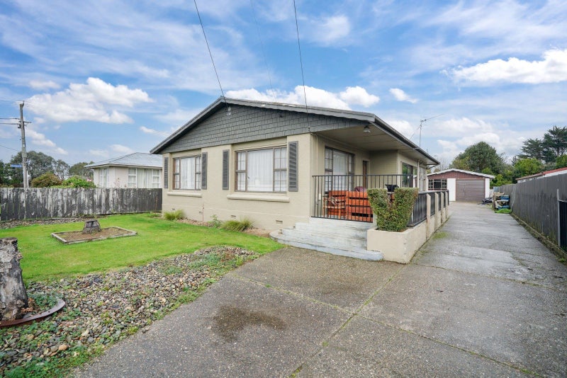 4 Fraser Street, Waikiwi, Invercargill - Carousel 1