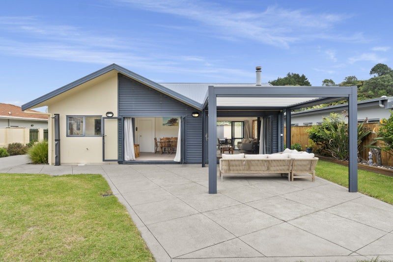 40 Harbour Road, Ohope - Carousel 1