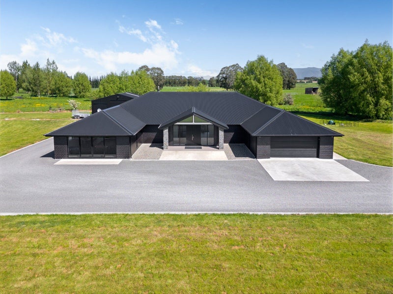 438 Park Road, Carterton, Carterton, Wellington - Carousel 1
