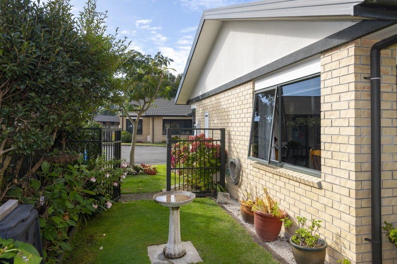 4 Coulston Place, Riverdale, Gisborne - Carousel 1