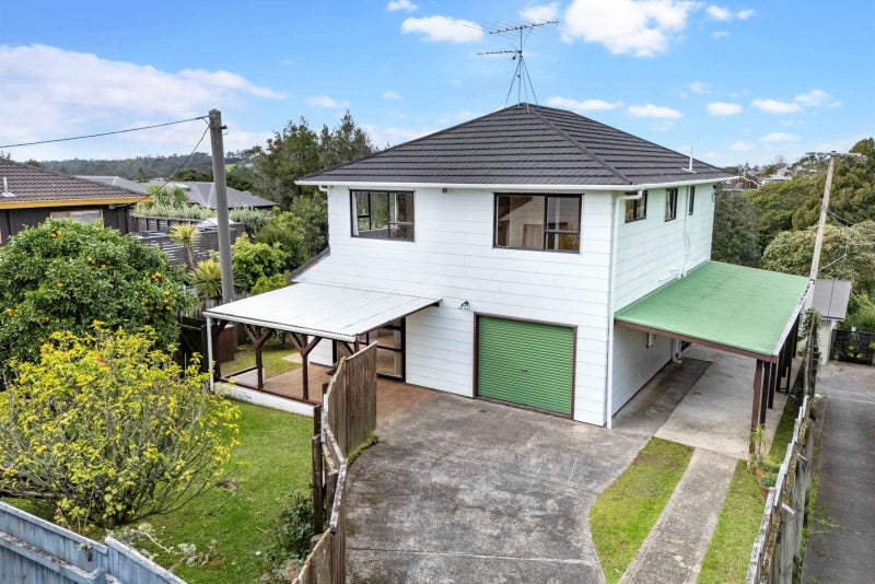 2/27 Verbena Road, Birkdale, Auckland - Carousel 1