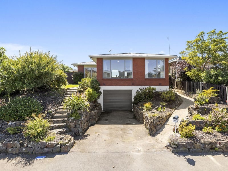 35 Edith Street, Fairfield, Dunedin - Carousel 1