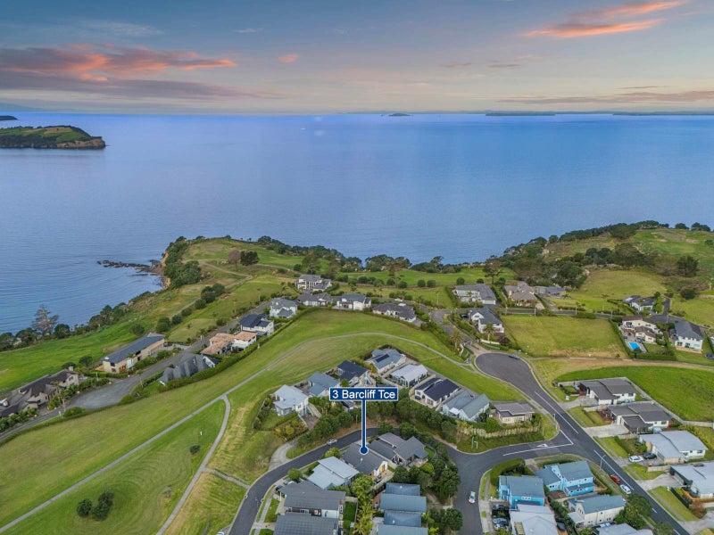 3 Barcliff Terrace, Gulf Harbour, Whangaparaoa - Carousel 1