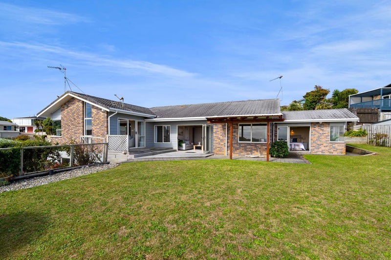 6 Renown Place, Spotswood, New Plymouth - Carousel 2