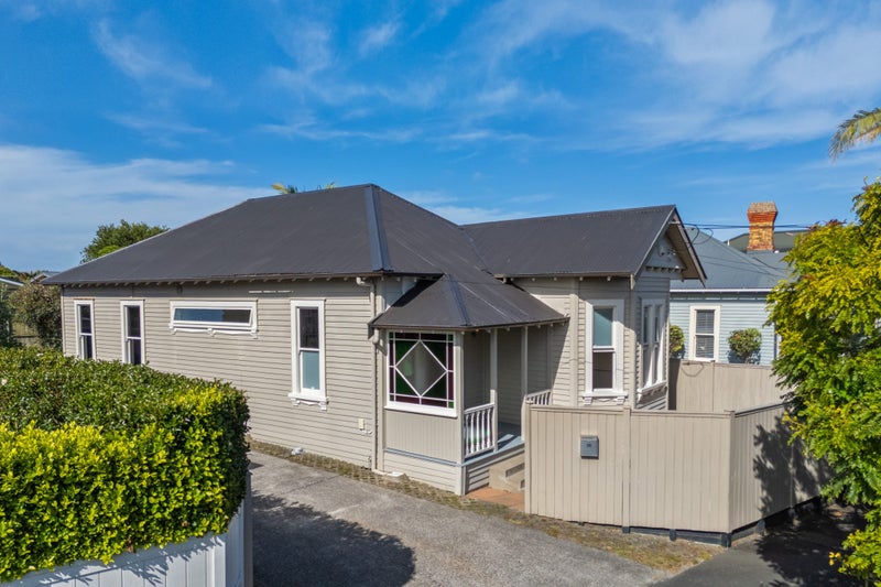 18 Tuarangi Road, Grey Lynn, Auckland - Carousel 1