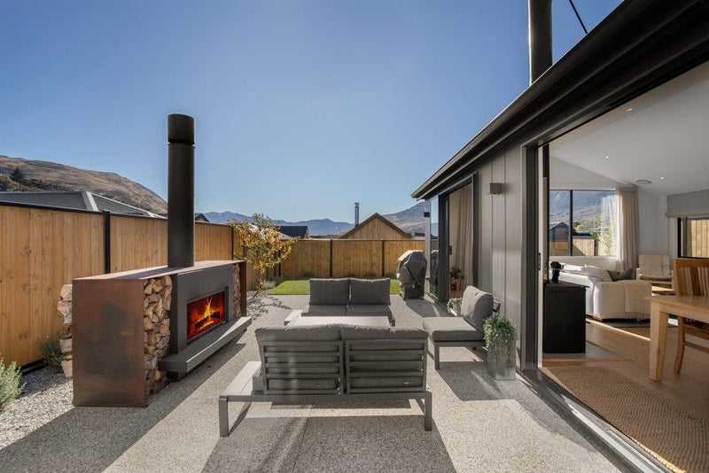 32 Plough Street, Jacks Point, Queenstown - Carousel 2