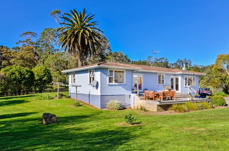 5 Awa Road, Kumeu, Kumeu - Carousel 1