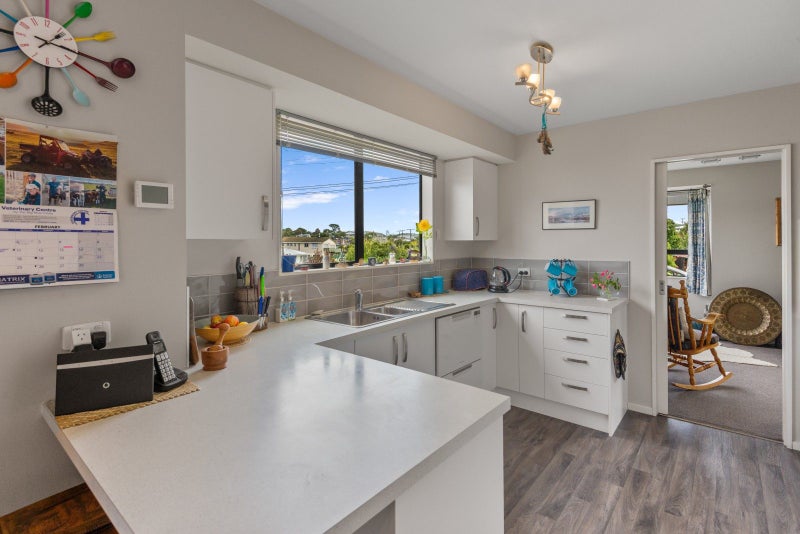 60 Essex Street, Weston, Oamaru - Carousel 2