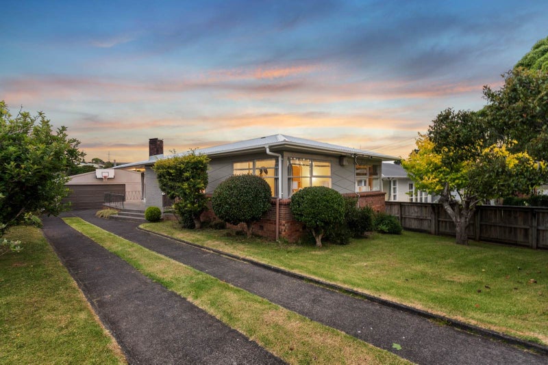 24 Boundary Road, Blockhouse Bay, Auckland - Carousel 2