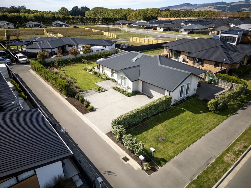 35 Oaks Drive, Lincoln, Lincoln - Carousel 29