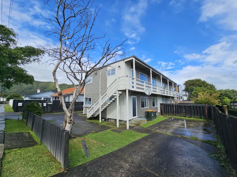 2/54 Awamutu Grove, Waiwhetu, Lower Hutt, Wellington - Carousel 1