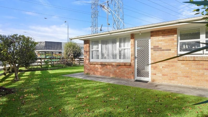2A Pooles Road, Greerton, Tauranga - Carousel 1