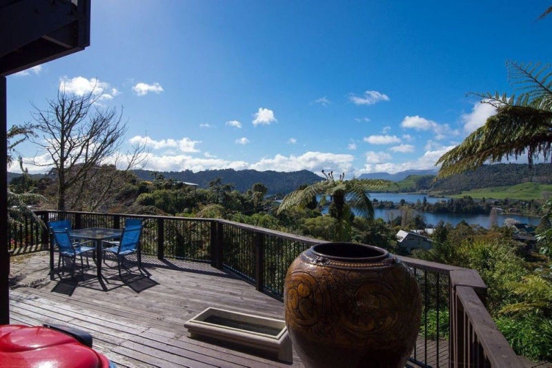 3 Ridge Road, Lake Okareka, Rotorua - Carousel 1