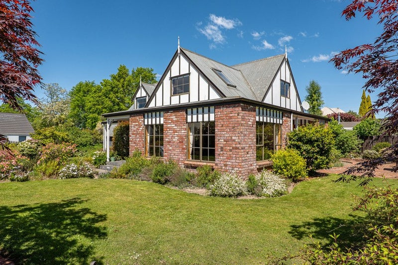 19B Kingham Place, Avonhead, Christchurch - Carousel 1