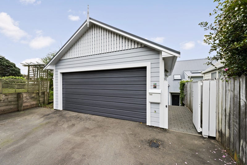 41 Mana Street, Vogeltown, Wellington - Carousel 2