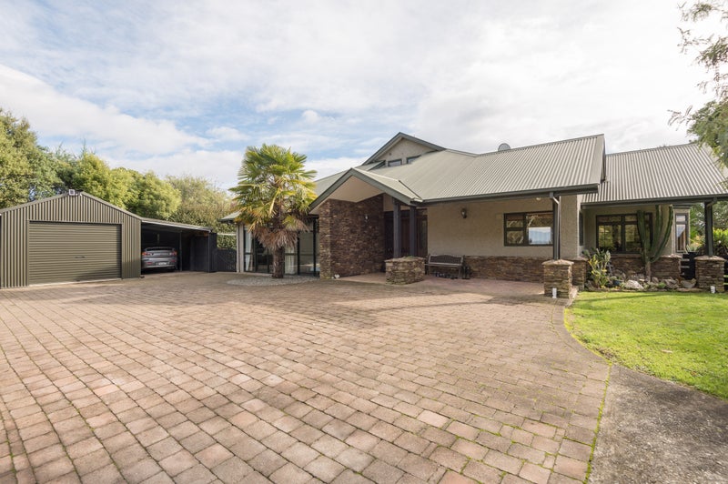 537 Hill Street South, Hope, Richmond - Carousel 2