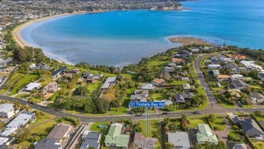 31 Tindalls Bay Road, Tindalls Beach, Whangaparaoa - Carousel 1
