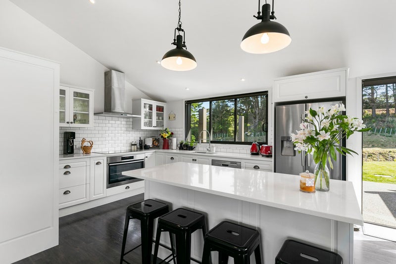 346 Horokiwi Road, Horokiwi, Wellington - Carousel 1