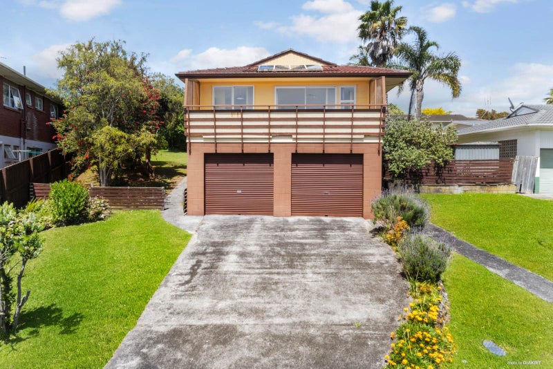 7 Butterworth Drive, Glendene, Auckland - Carousel 1