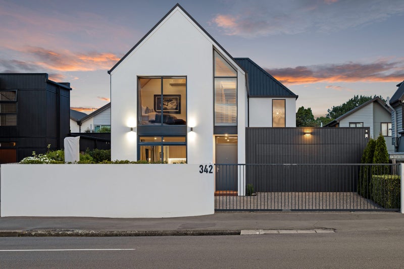 342 Madras Street, Christchurch Central, Christchurch - Carousel 1