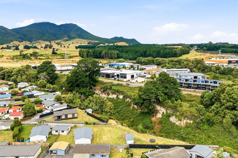 55B Arthur Crescent, Hilltop, Taupo - Carousel 2