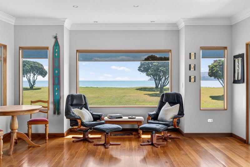 22 Pohutukawa Drive, Mahia, Māhia - Carousel 1