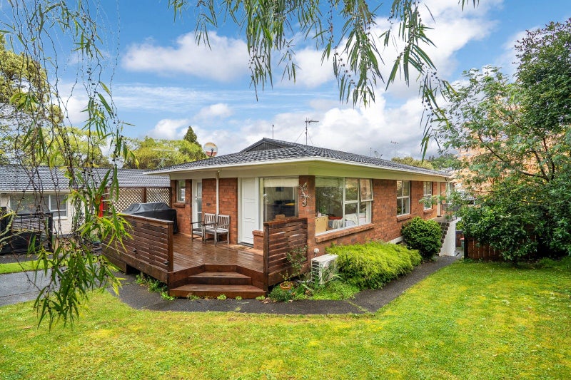 2/110 Monarch Avenue, Hillcrest, Auckland - Carousel 1