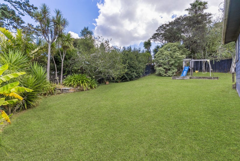 11 Woodhams Street, Beach Haven, Auckland - Carousel 2