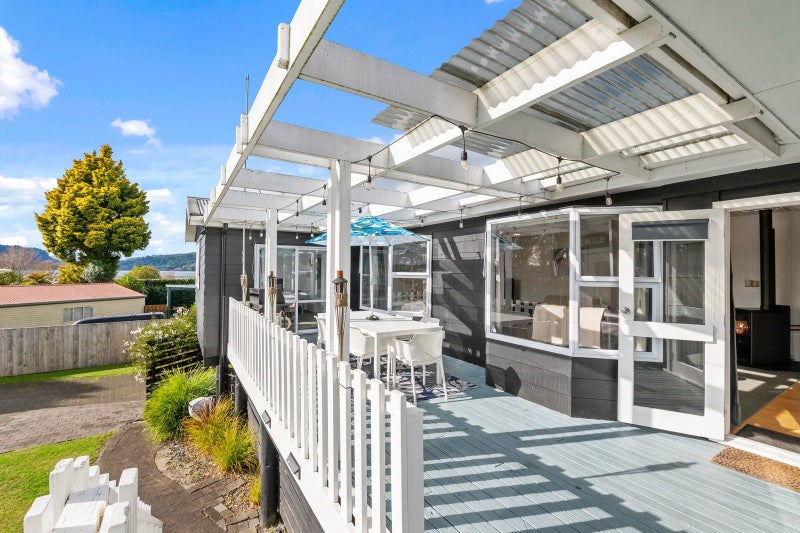 6 Aoturoa Avenue, Rotoiti Forest, Rotorua - Carousel 2