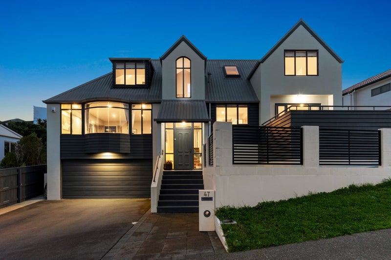 47 Waverton Terrace, Churton Park, Wellington - Carousel 1