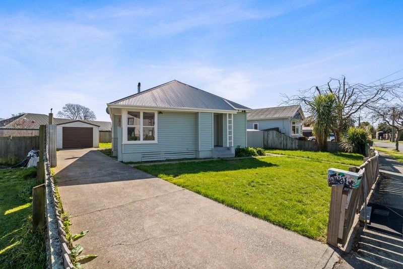 12 Glynne Crescent, Spreydon, Christchurch - Carousel 1
