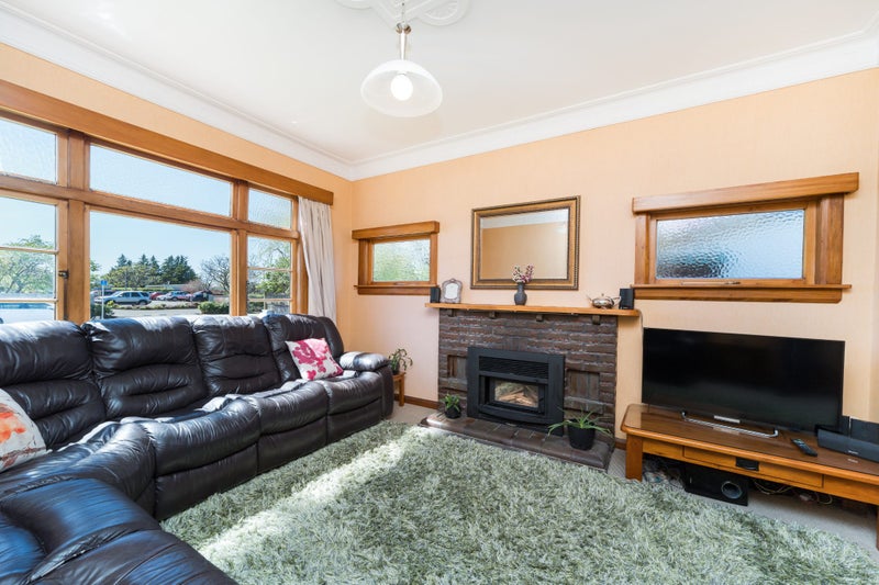 8 Heretaunga Street, Palmerston North, Palmerston North - Carousel 2